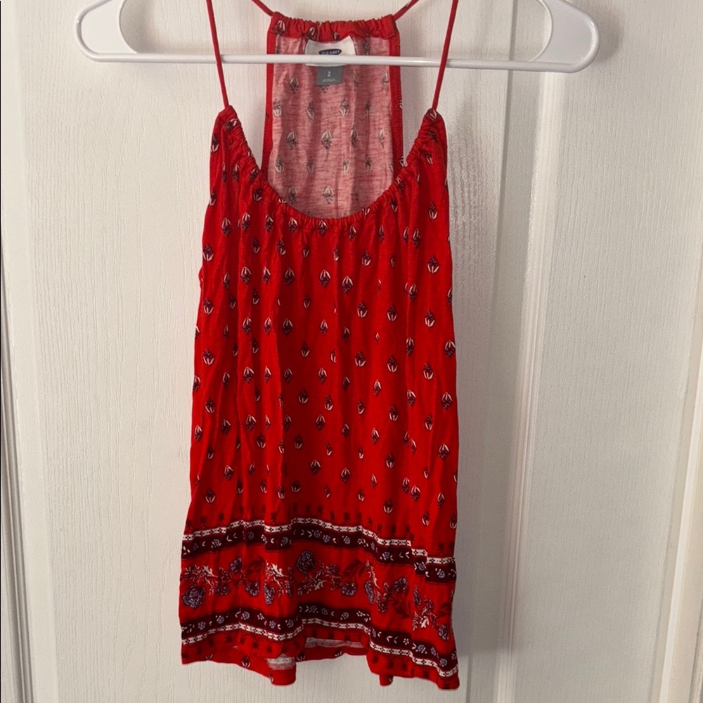 Old Navy Red and White Pleated Camisole